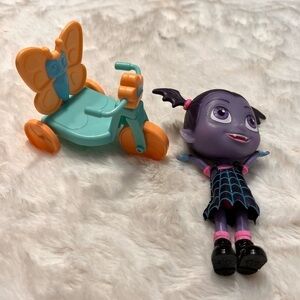 Disney Bat-Tastic vampirina figure